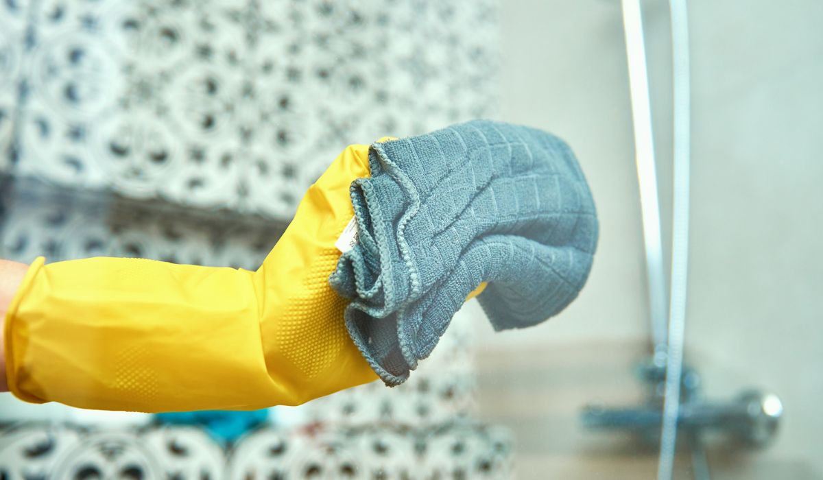 How To Use Ceramic Coating On Your Shower Glass